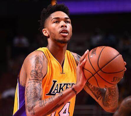 他曾在采访 他曾在采访